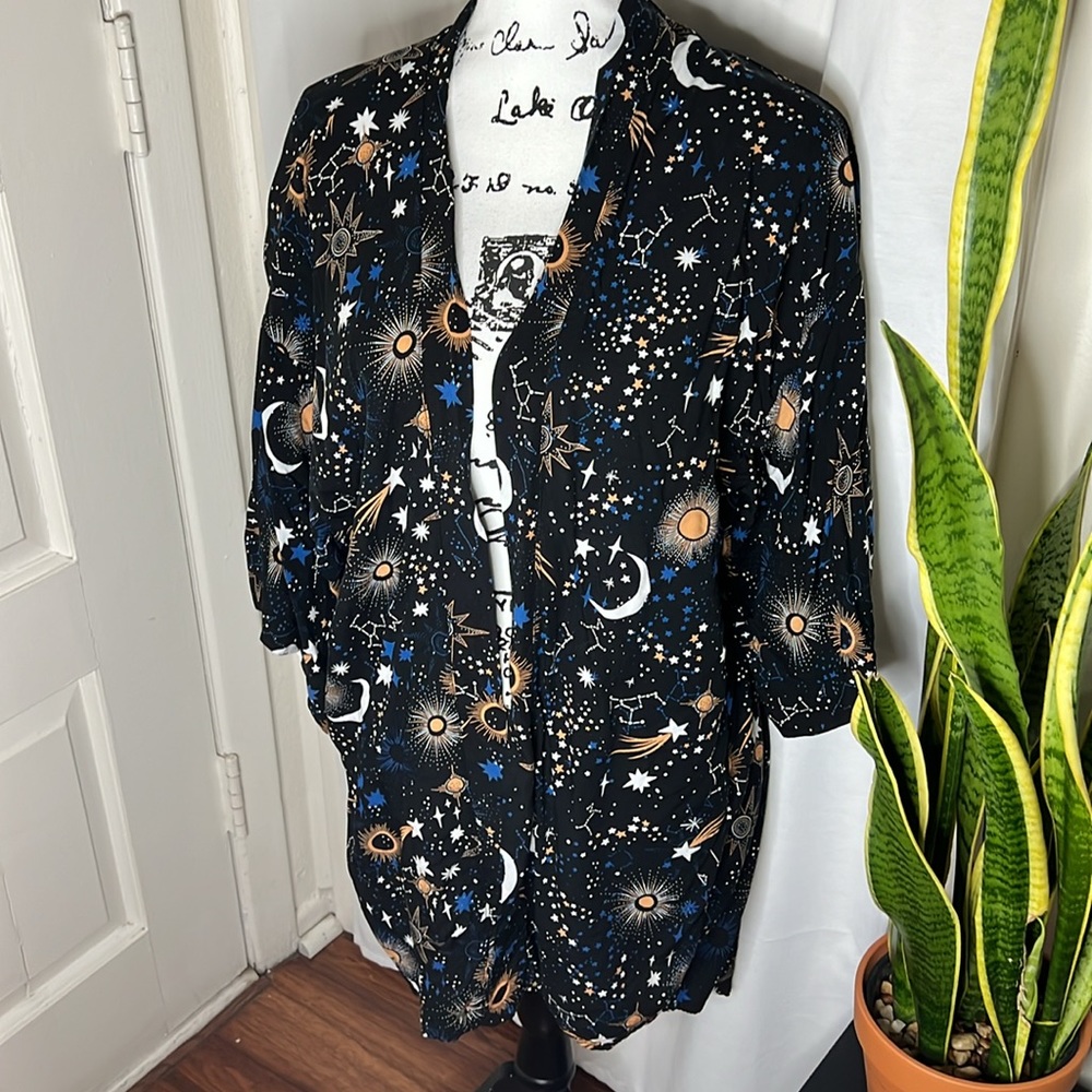 Celestial black Robe - Picture 5 of 9